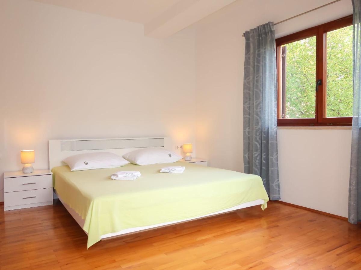 Apartment Vera - Mlk325 By Interhome Malinska Bagian luar foto